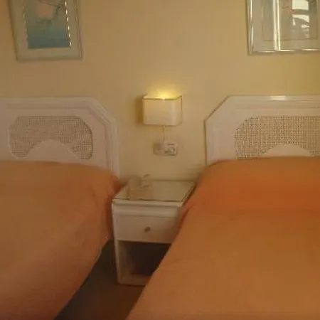 Mediterraneo Apts *