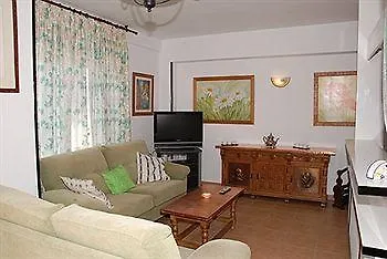 Mediterraneo Apts فندق *