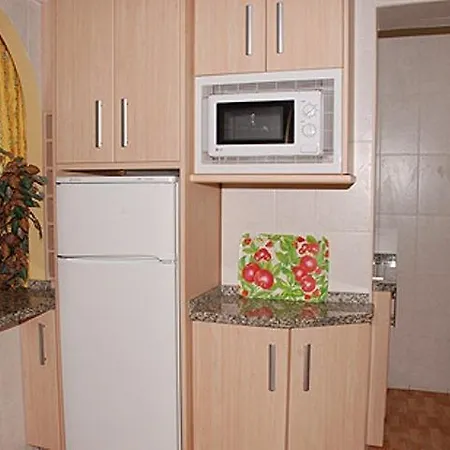 Mediterraneo Apts * نيرخا