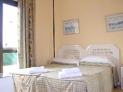 Mediterraneo Apts فندق *