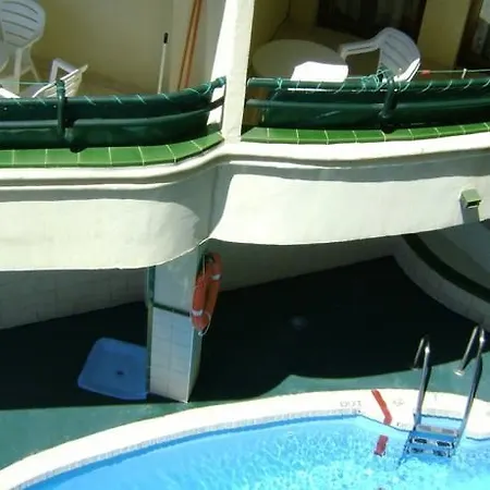 Mediterraneo Apts * Nerja