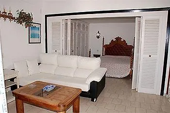 Mediterraneo Apts *