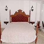 Mediterraneo Apts מלון נרחה