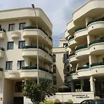 Mediterraneo Apts *