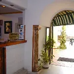 Mediterraneo Apts *