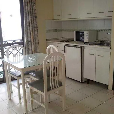 Hotell Mediterraneo Apts