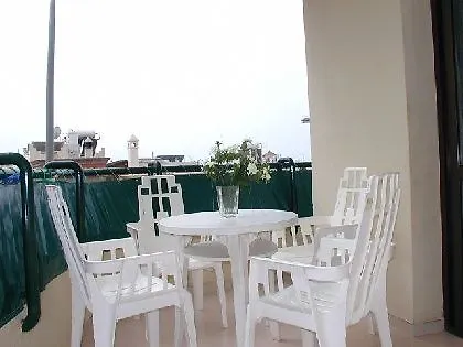 Hotell Mediterraneo Apts Nerja