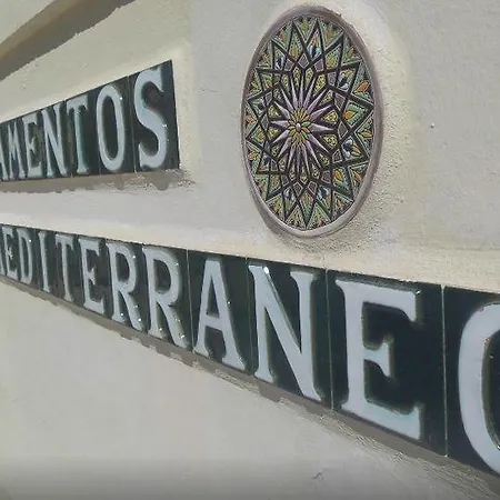 Mediterraneo Apts ホテル *